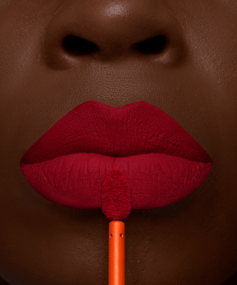 Batom Liquido Creamy Matte - Red Carpet | Mari Maria Makeup - Image 5